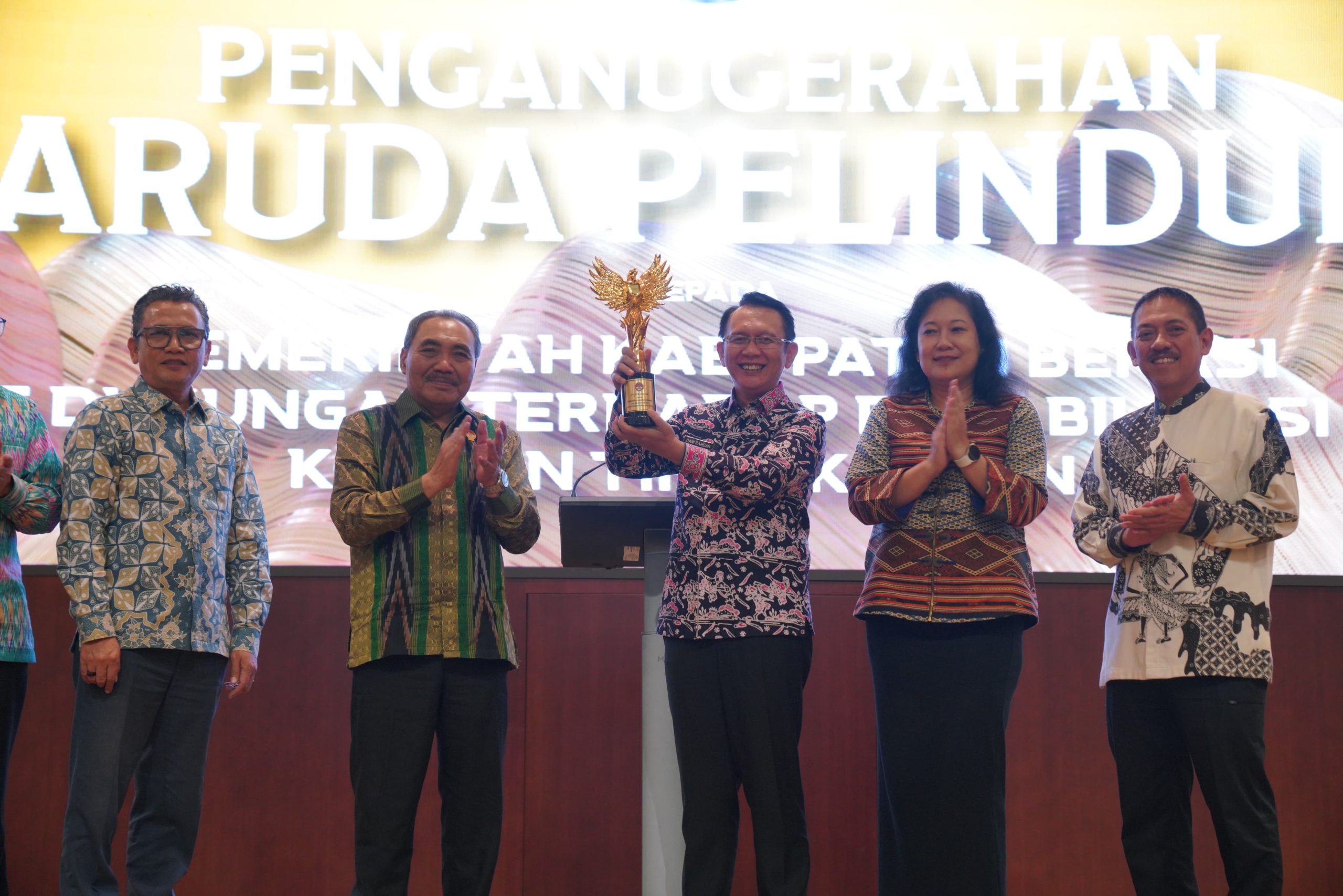 Pemkab Bekasi, PJ Bupati Bekasi, Dani Ramdan, Penghargaan Pelindung Garuda